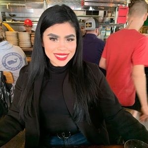 Meet your Posher, Lexi